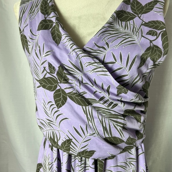 LANDS END szM-TALL TROPICAL DRESS PURPLE GREEN FLATTERING CROSS TOP SOFT FABRIC - Picture 2 of 7